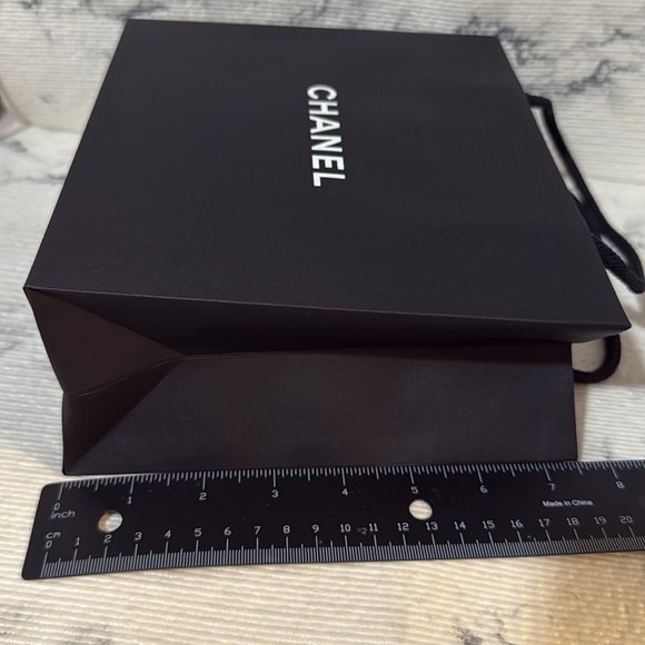 Chanel Black Shopping Bag / Gift Bag - Picture 7 of 9
